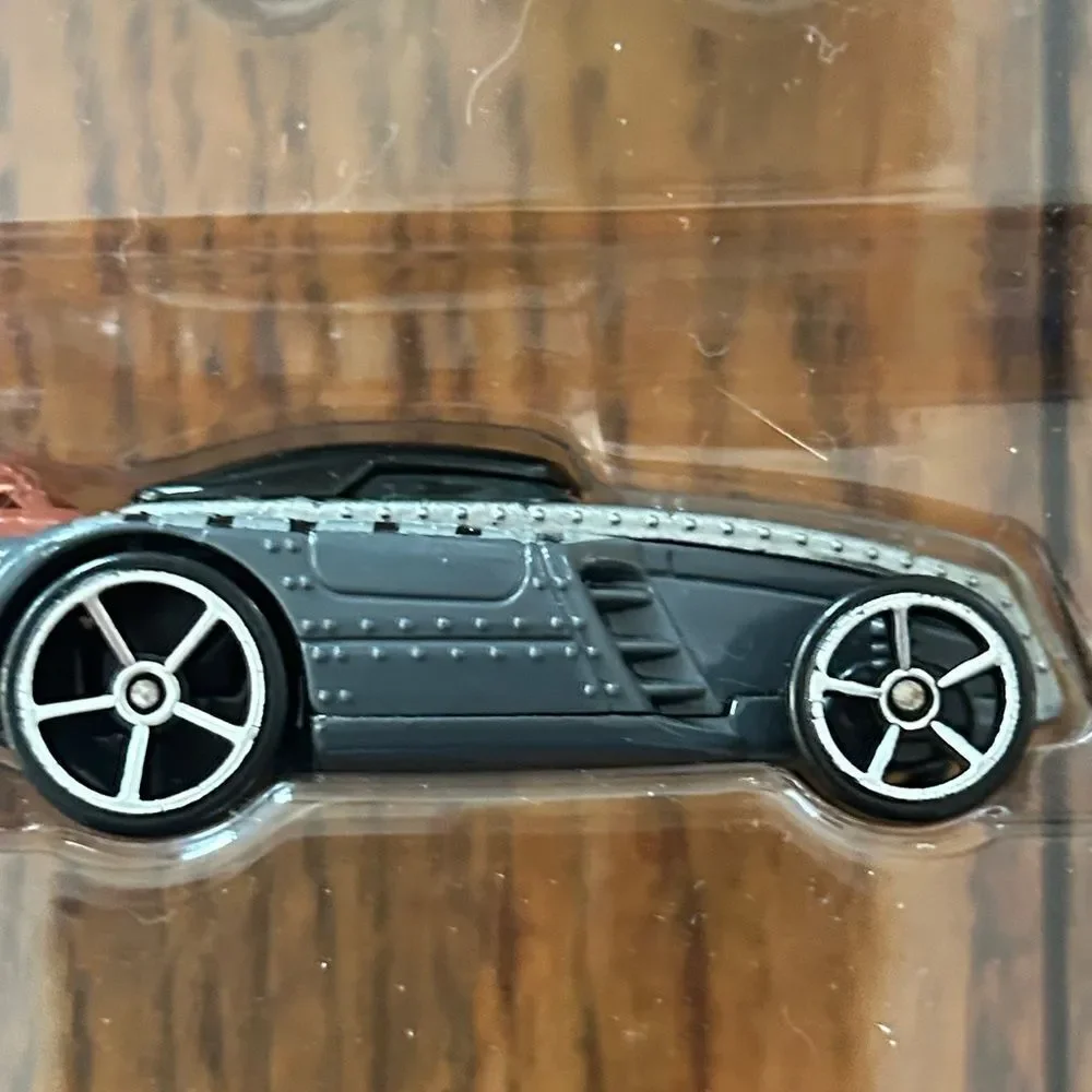 Hot Wheels fun minion